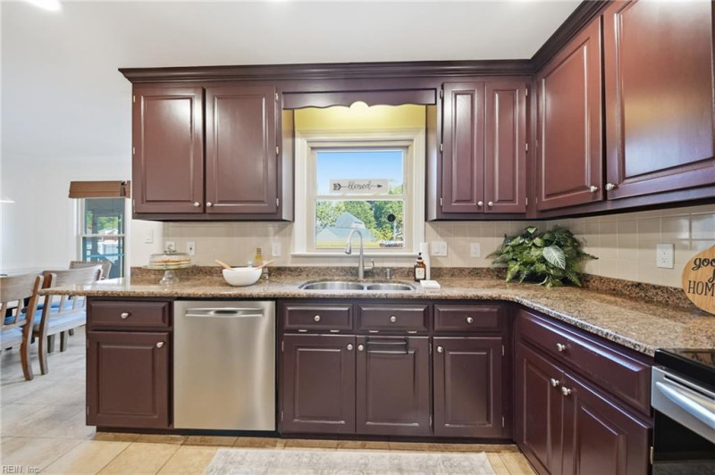 Photo 12 of 47 residential for sale in Chesapeake virginia Photo 12 of 47 residential for sale in Chesapeake virginia