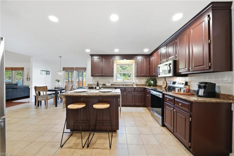 Photo 13 of 47 residential for sale in Chesapeake virginia Photo 13 of 47 residential for sale in Chesapeake virginia