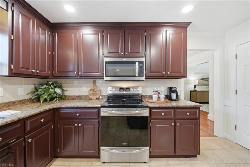 Photo 14 of 47 residential for sale in Chesapeake virginia Photo 14 of 47 residential for sale in Chesapeake virginia