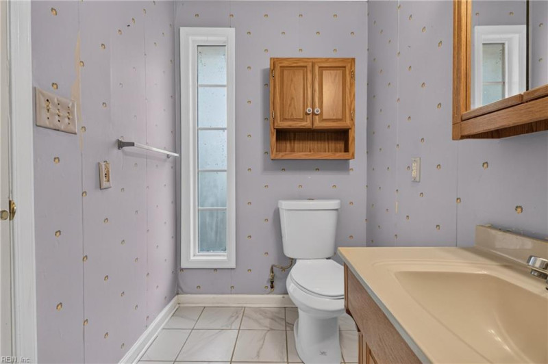 Photo 26 of 34 residential for sale in Chesapeake virginia