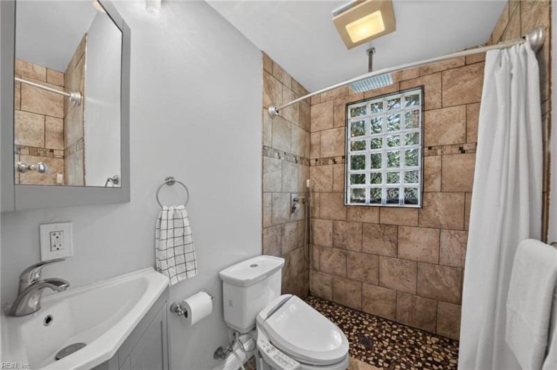 Photo 12 of 34 residential for sale in Norfolk virginia Photo 12 of 34 residential for sale in Norfolk virginia