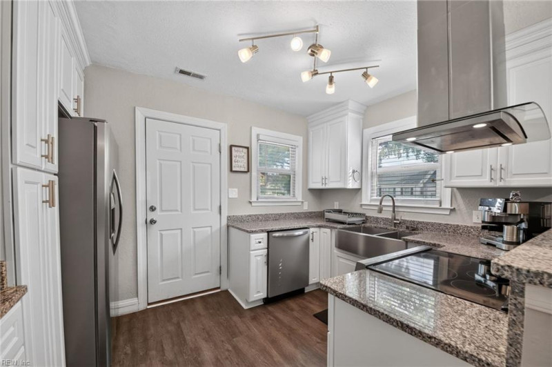 Photo 15 of 38 residential for sale in Norfolk virginia Photo 15 of 38 residential for sale in Norfolk virginia