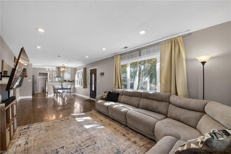 Photo 9 of 38 residential for sale in Norfolk virginia Photo 9 of 38 residential for sale in Norfolk virginia