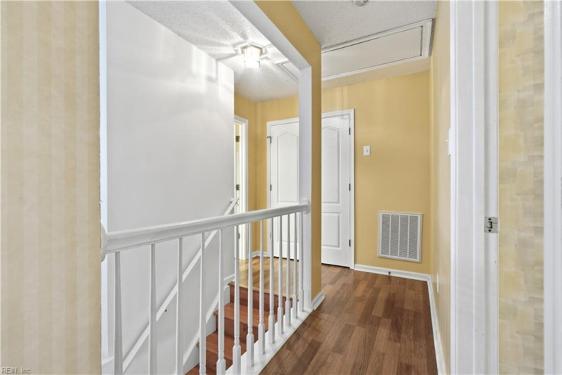 Photo 24 of 32 residential for sale in Chesapeake virginia