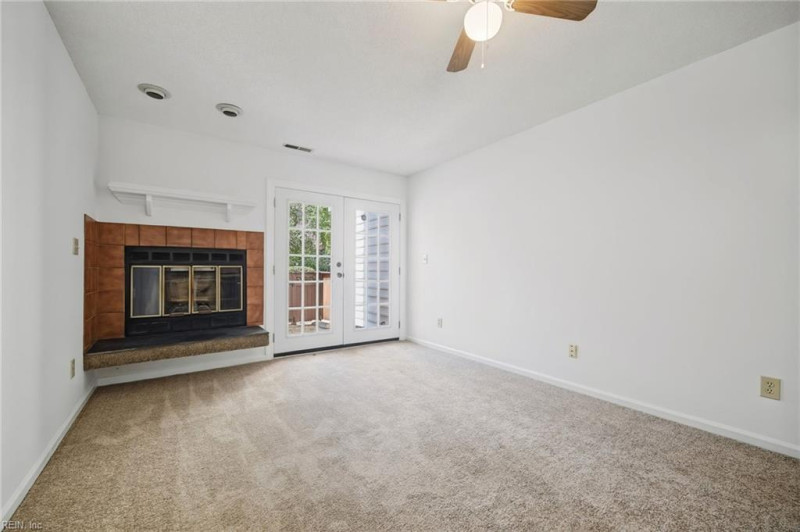 Photo 11 of 30 residential for sale in Chesapeake virginia Photo 11 of 30 residential for sale in Chesapeake virginia