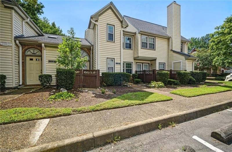 Photo 2 of 30 residential for sale in Chesapeake virginia Photo 2 of 30 residential for sale in Chesapeake virginia