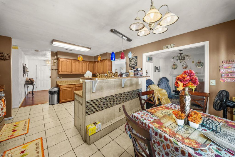 Photo 10 of 26 residential for sale in Suffolk virginia