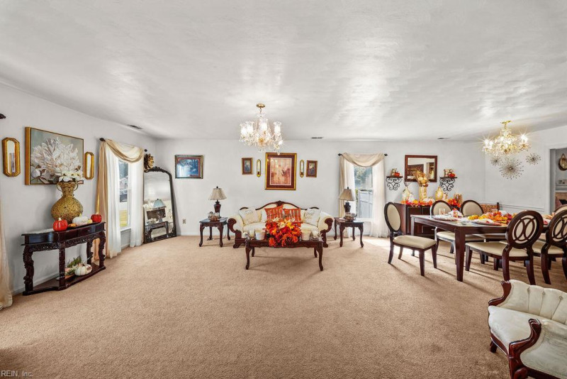 Photo 6 of 26 residential for sale in Suffolk virginia