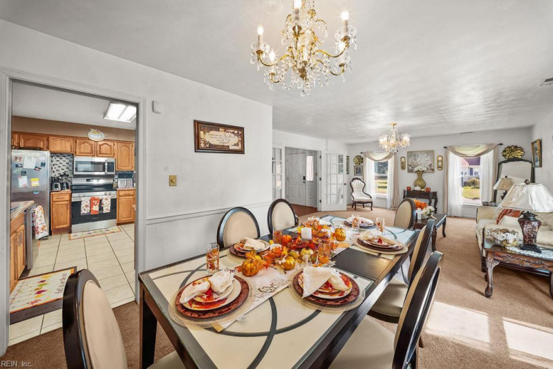 Photo 7 of 26 residential for sale in Suffolk virginia