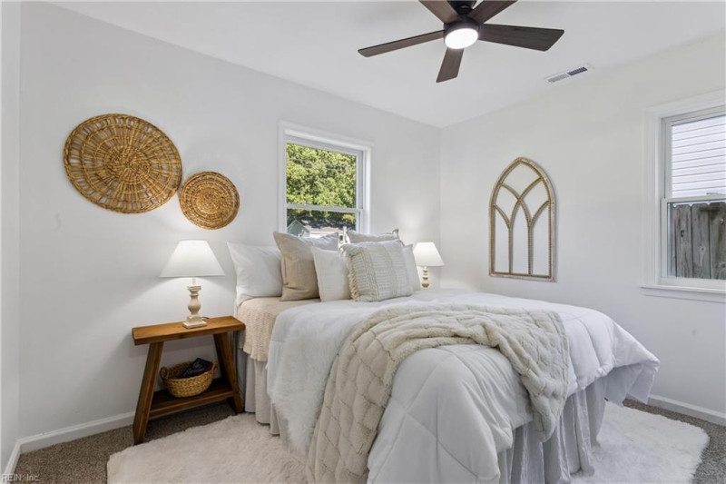 Photo 20 of 31 residential for sale in Hampton virginia