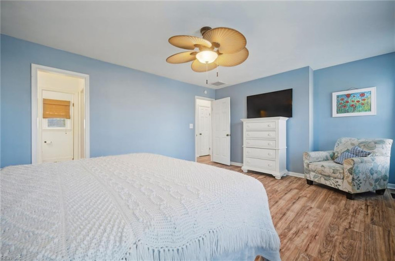Photo 22 of 49 residential for sale in Virginia Beach virginia
