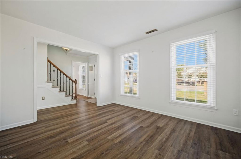 Photo 5 of 49 residential for sale in Virginia Beach virginia