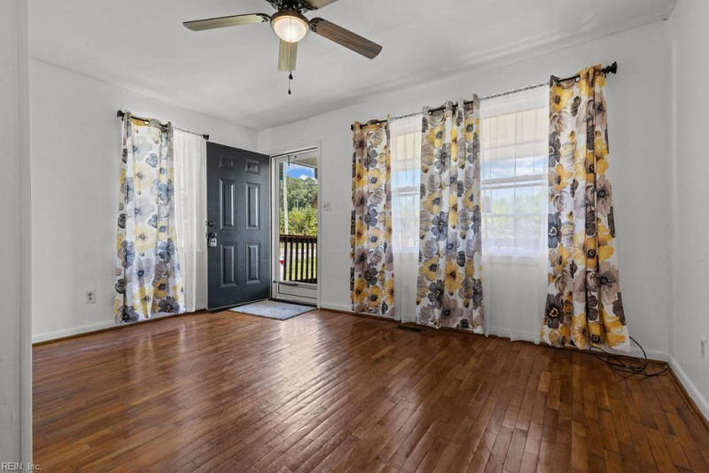 Photo 12 of 28 residential for sale in Gates County virginia