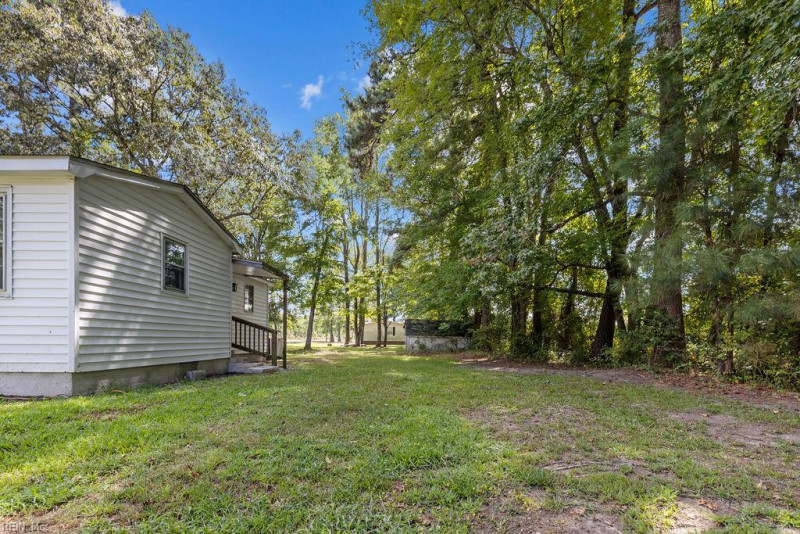 Photo 5 of 28 residential for sale in Gates County virginia