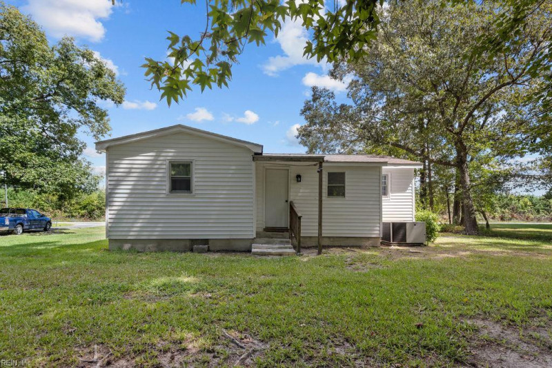 Photo 6 of 28 residential for sale in Gates County virginia