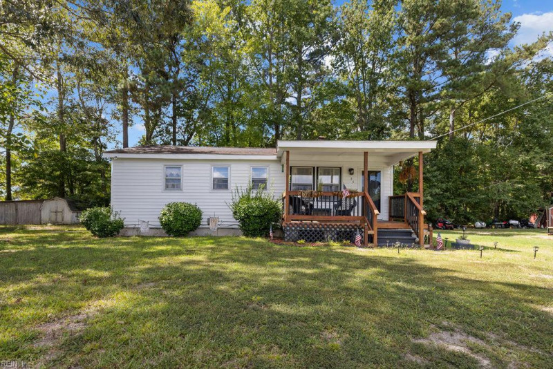 Photo 8 of 28 residential for sale in Gates County virginia