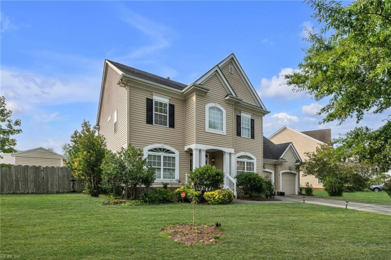 Photo 2 of 43 residential for sale in Virginia Beach virginia