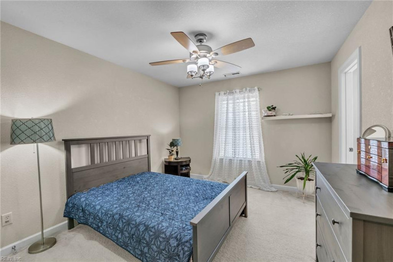 Photo 25 of 43 residential for sale in Virginia Beach virginia