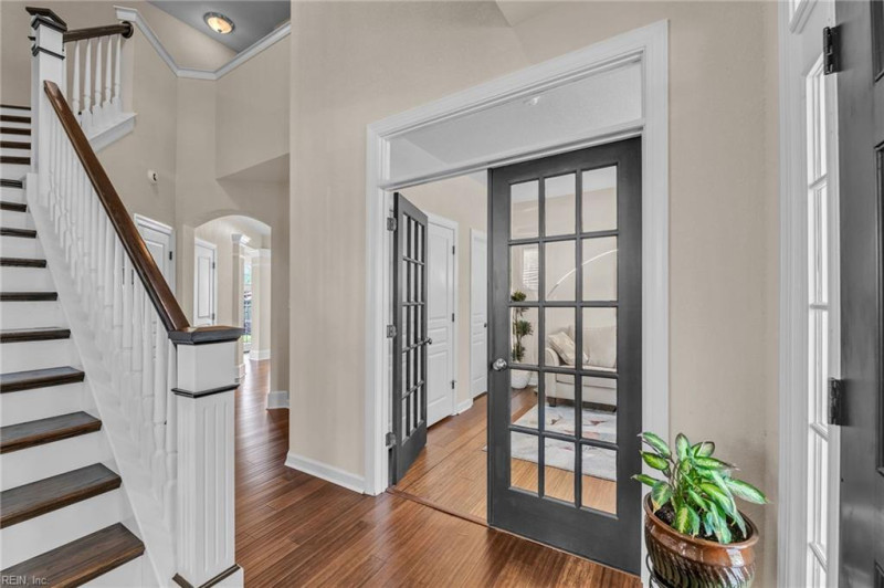 Photo 3 of 43 residential for sale in Virginia Beach virginia