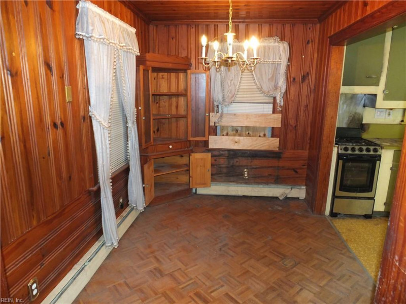 Photo 7 of 16 residential for sale in Norfolk virginia
