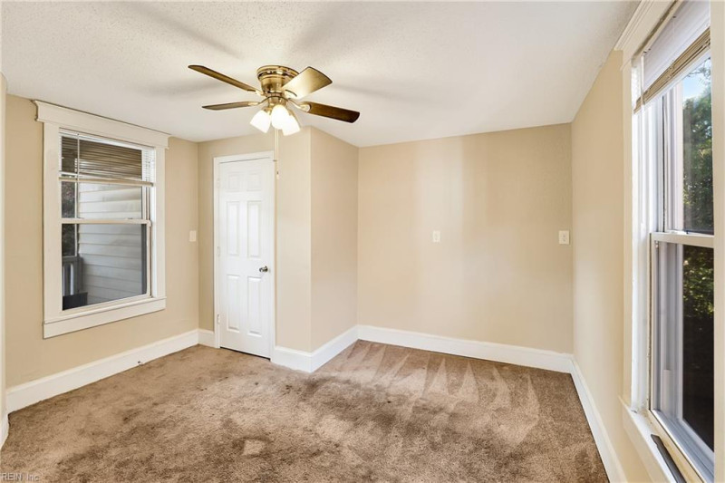Photo 18 of 34 residential for sale in Norfolk virginia
