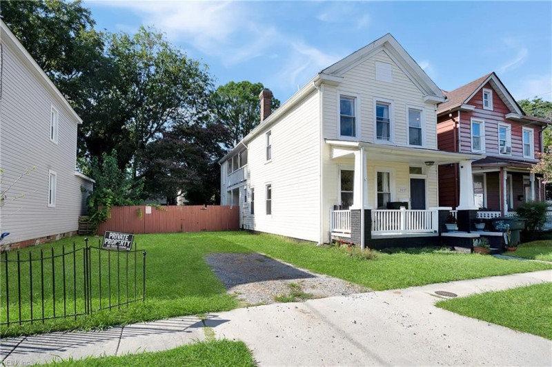 Photo 2 of 34 residential for sale in Norfolk virginia