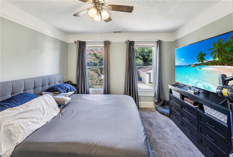 Photo 24 of 34 residential for sale in Norfolk virginia