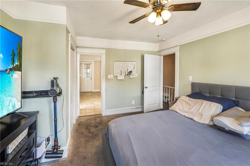 Photo 25 of 34 residential for sale in Norfolk virginia