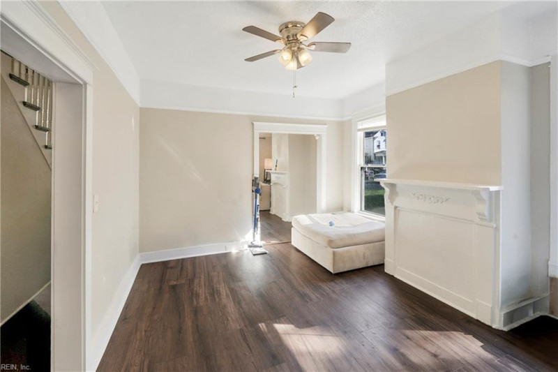 Photo 8 of 34 residential for sale in Norfolk virginia