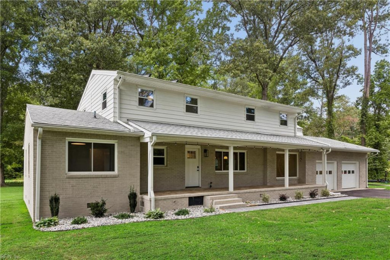 Photo 3 of 45 residential for sale in York County virginia