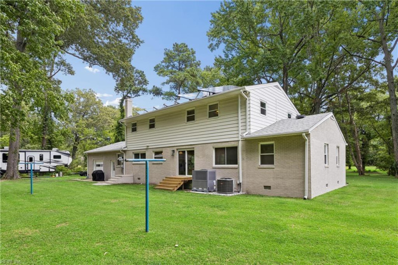 Photo 37 of 45 residential for sale in York County virginia