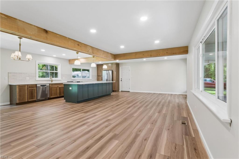 Photo 6 of 45 residential for sale in York County virginia