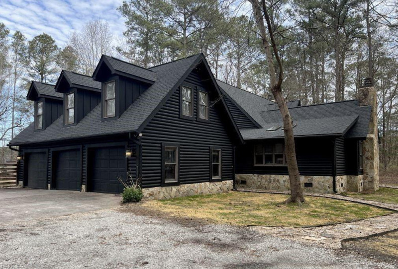 Photo 2 of 25 residential for sale in Chesapeake virginia