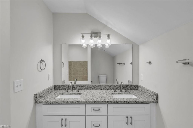 Photo 33 of 50 residential for sale in Chesapeake virginia Photo 33 of 50 residential for sale in Chesapeake virginia