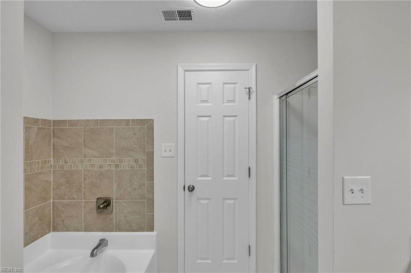 Photo 34 of 50 residential for sale in Chesapeake virginia Photo 34 of 50 residential for sale in Chesapeake virginia