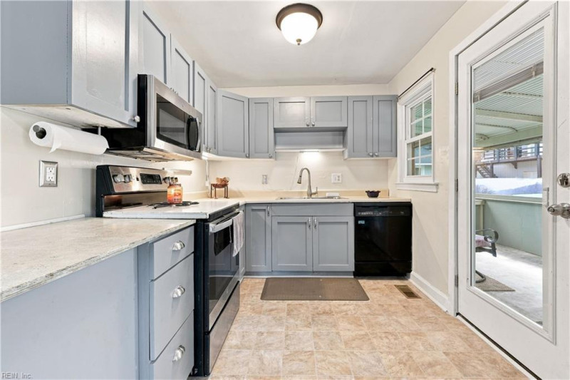 Photo 30 of 42 residential for sale in Portsmouth virginia Photo 30 of 42 residential for sale in Portsmouth virginia