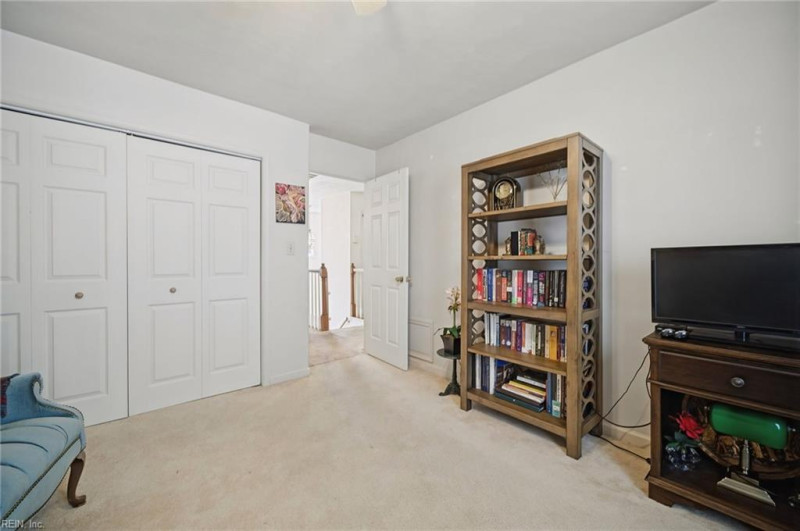 Photo 12 of 37 residential for sale in Norfolk virginia