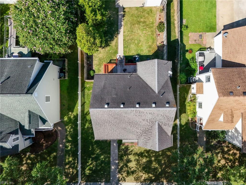 Photo 23 of 37 residential for sale in Norfolk virginia