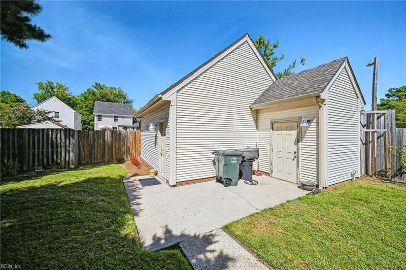 Photo 24 of 37 residential for sale in Norfolk virginia