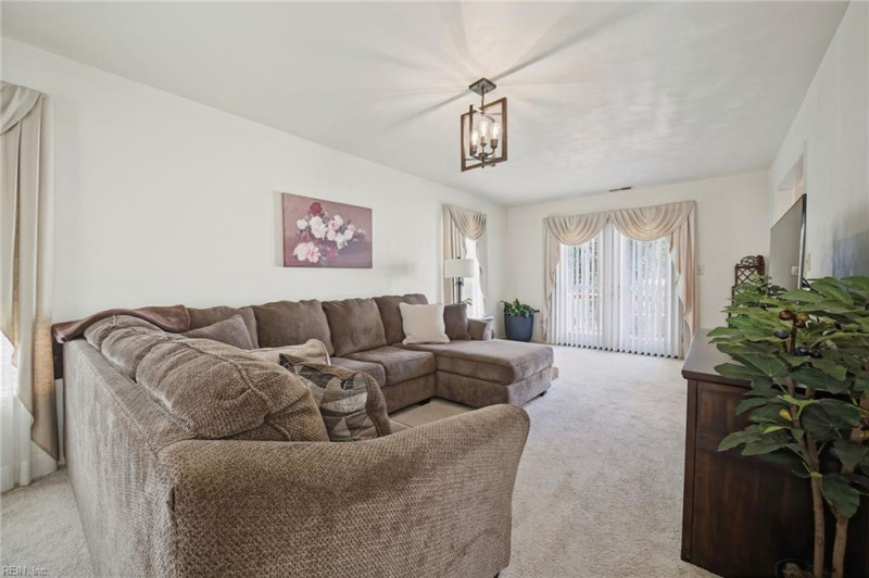 Photo 3 of 37 residential for sale in Norfolk virginia
