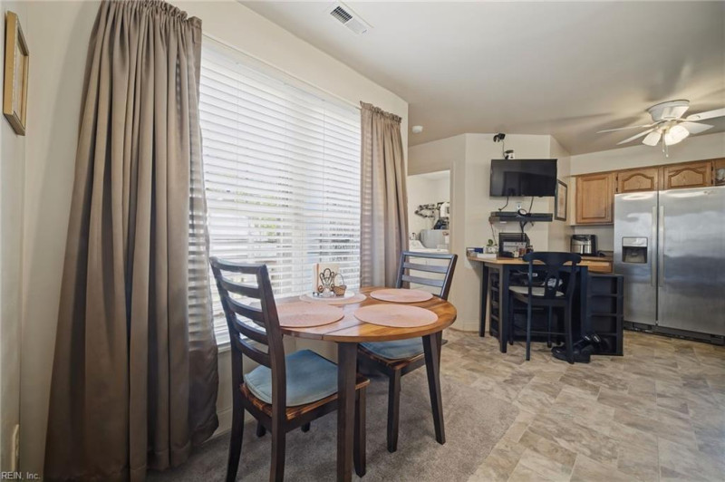 Photo 7 of 37 residential for sale in Norfolk virginia