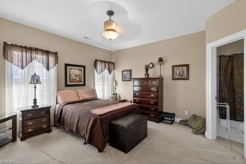 Photo 34 of 50 residential for sale in Norfolk virginia Photo 34 of 50 residential for sale in Norfolk virginia