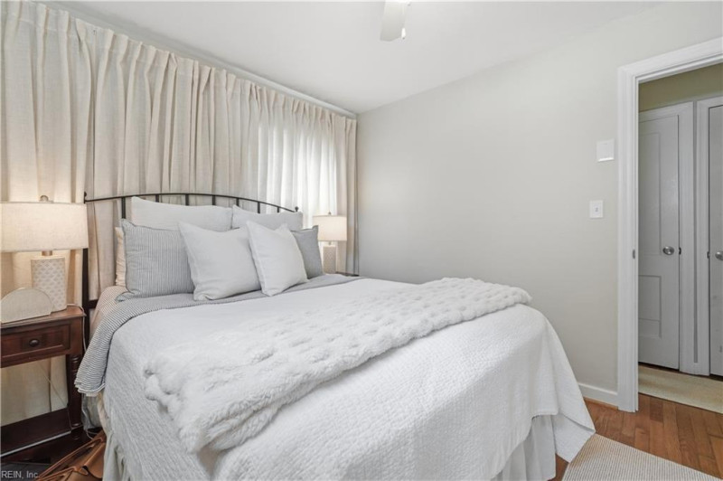 Photo 15 of 30 residential for sale in Norfolk virginia