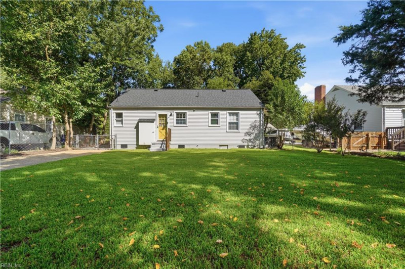 Photo 25 of 30 residential for sale in Norfolk virginia