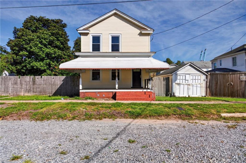 Photo 2 of 30 residential for sale in Portsmouth virginia