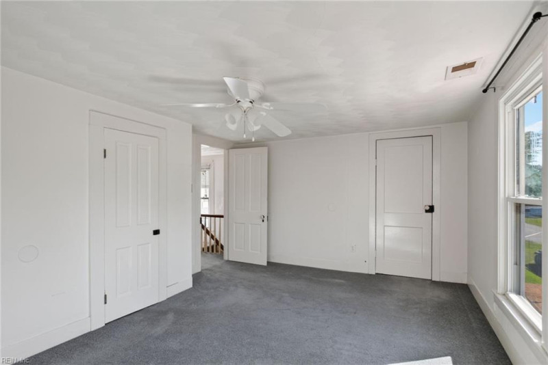 Photo 20 of 30 residential for sale in Portsmouth virginia