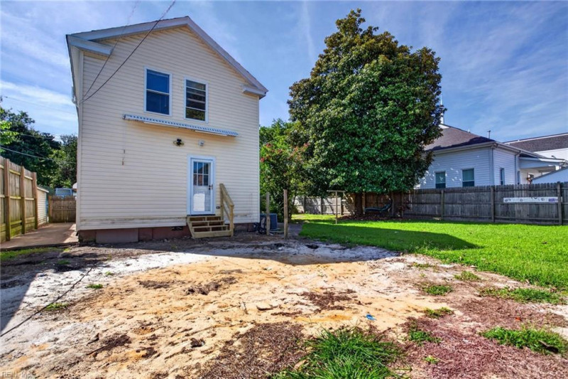 Photo 28 of 30 residential for sale in Portsmouth virginia