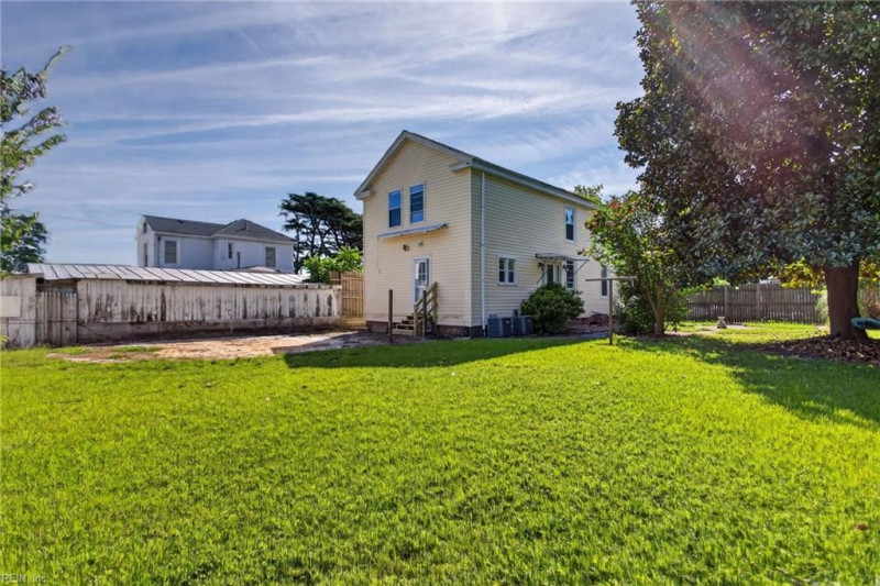 Photo 29 of 30 residential for sale in Portsmouth virginia