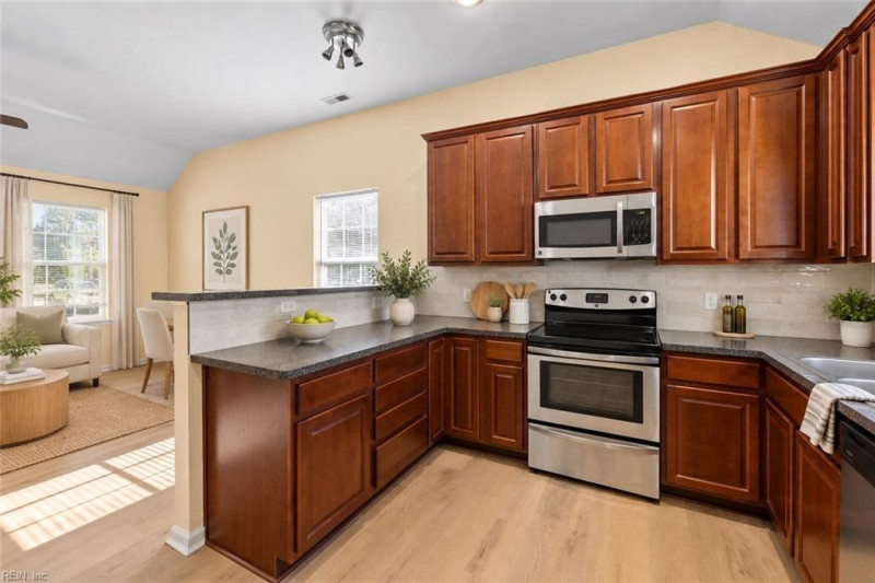 Photo 7 of 48 residential for sale in Norfolk virginia Photo 7 of 48 residential for sale in Norfolk virginia