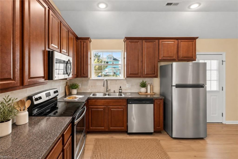 Photo 8 of 48 residential for sale in Norfolk virginia Photo 8 of 48 residential for sale in Norfolk virginia